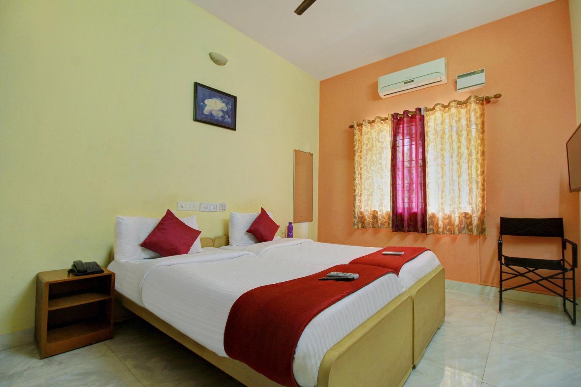 โอโย 3318 ฮิบิคัส เกสต์เฮาส Hotel เชนไน ภายนอก รูปภาพ